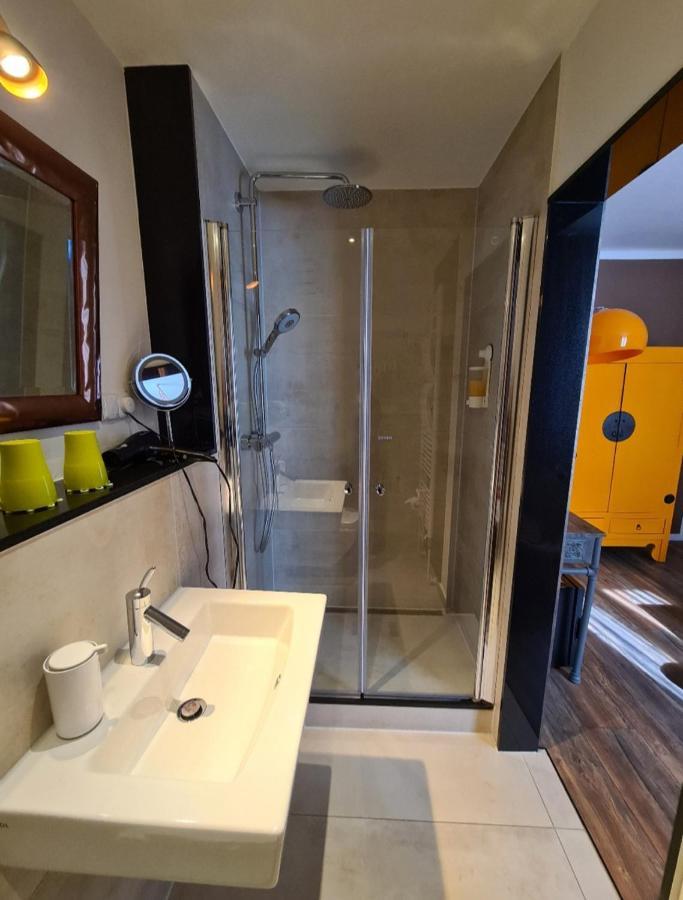 בוכום Hotel Aleo מראה חיצוני תמונה